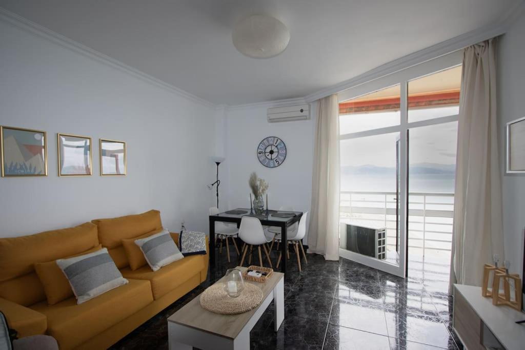 Love Rent4 Malaga La Torre De La Roca Torremolinos Exterior photo
