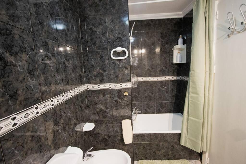 Love Rent4 Malaga La Torre De La Roca Torremolinos Exterior photo