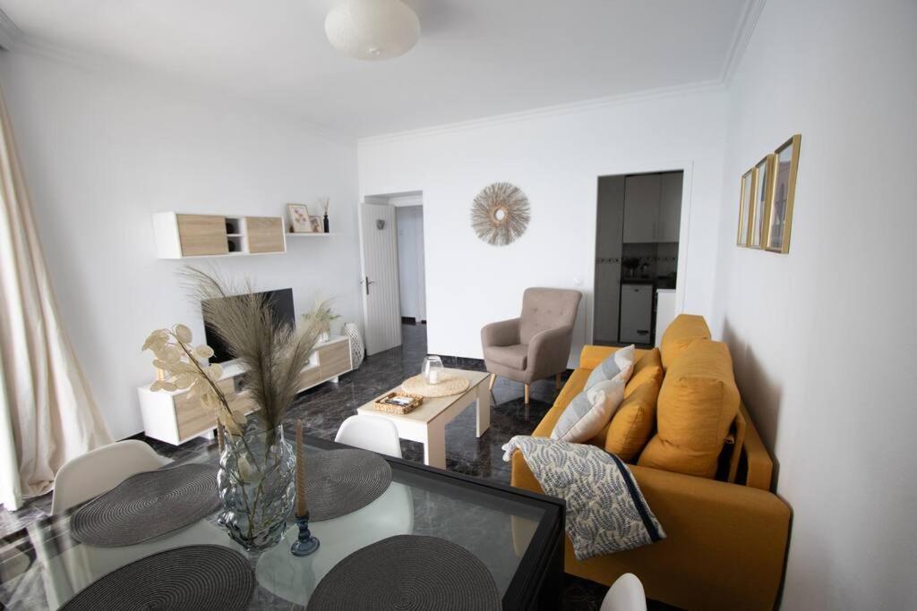 Love Rent4 Malaga La Torre De La Roca Torremolinos Exterior photo